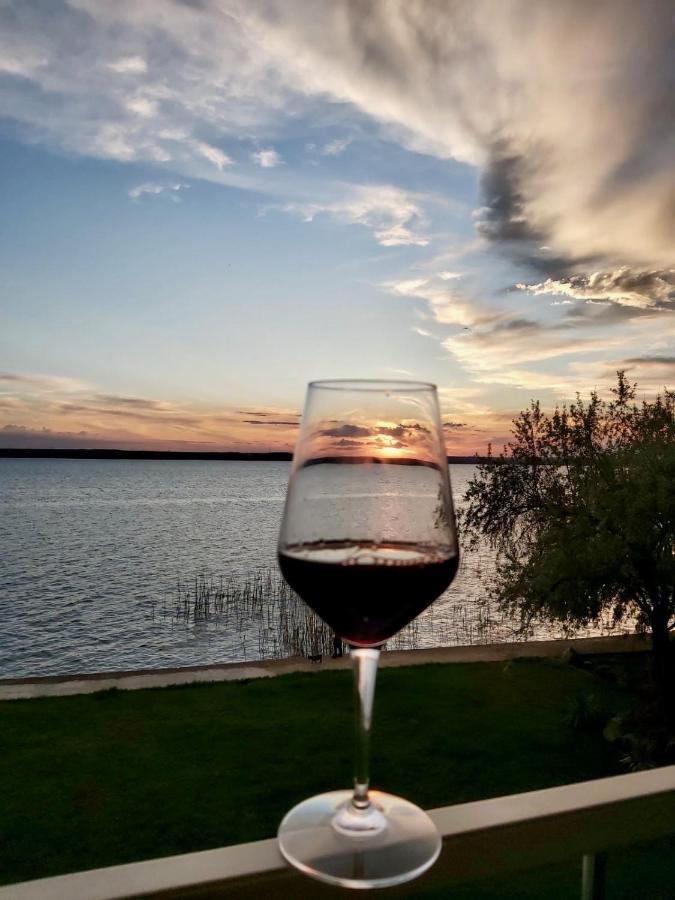 Riva Lake Boutique Mamaia Luaran gambar