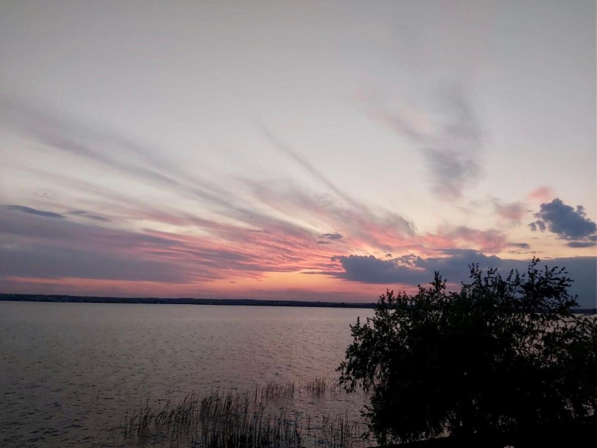 Riva Lake Boutique Mamaia Luaran gambar