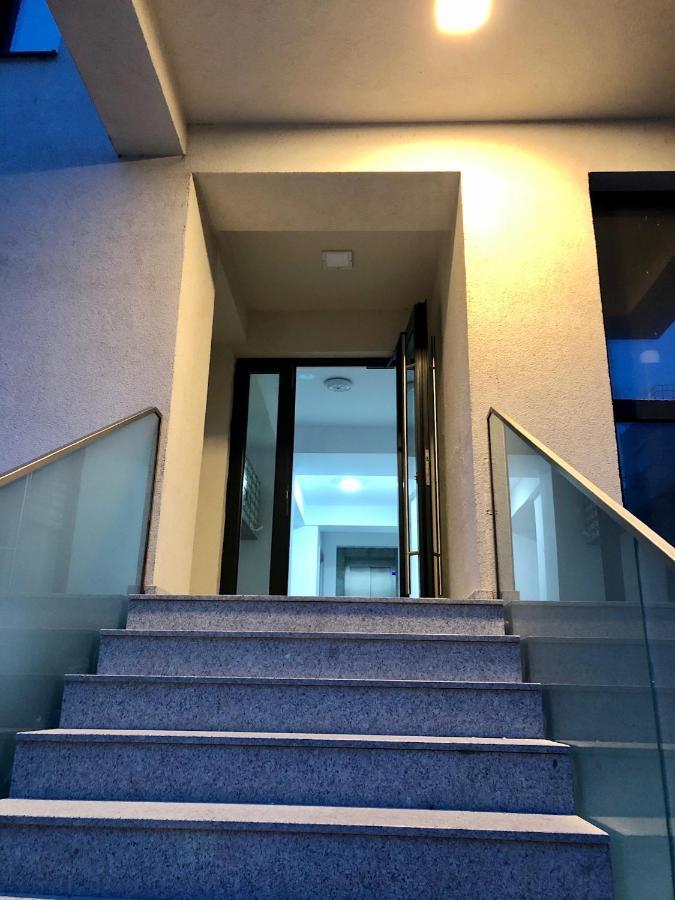 Riva Lake Boutique Mamaia Luaran gambar