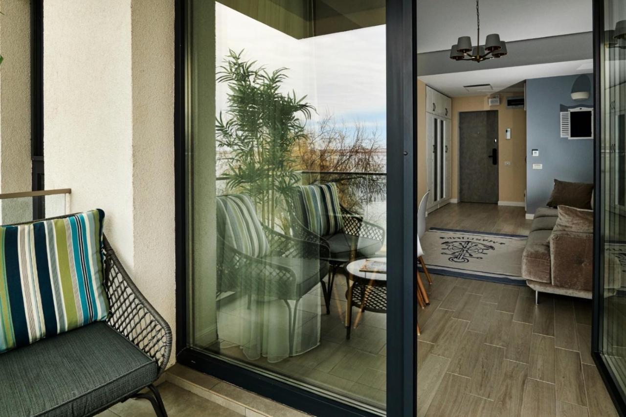 Riva Lake Boutique Mamaia Luaran gambar