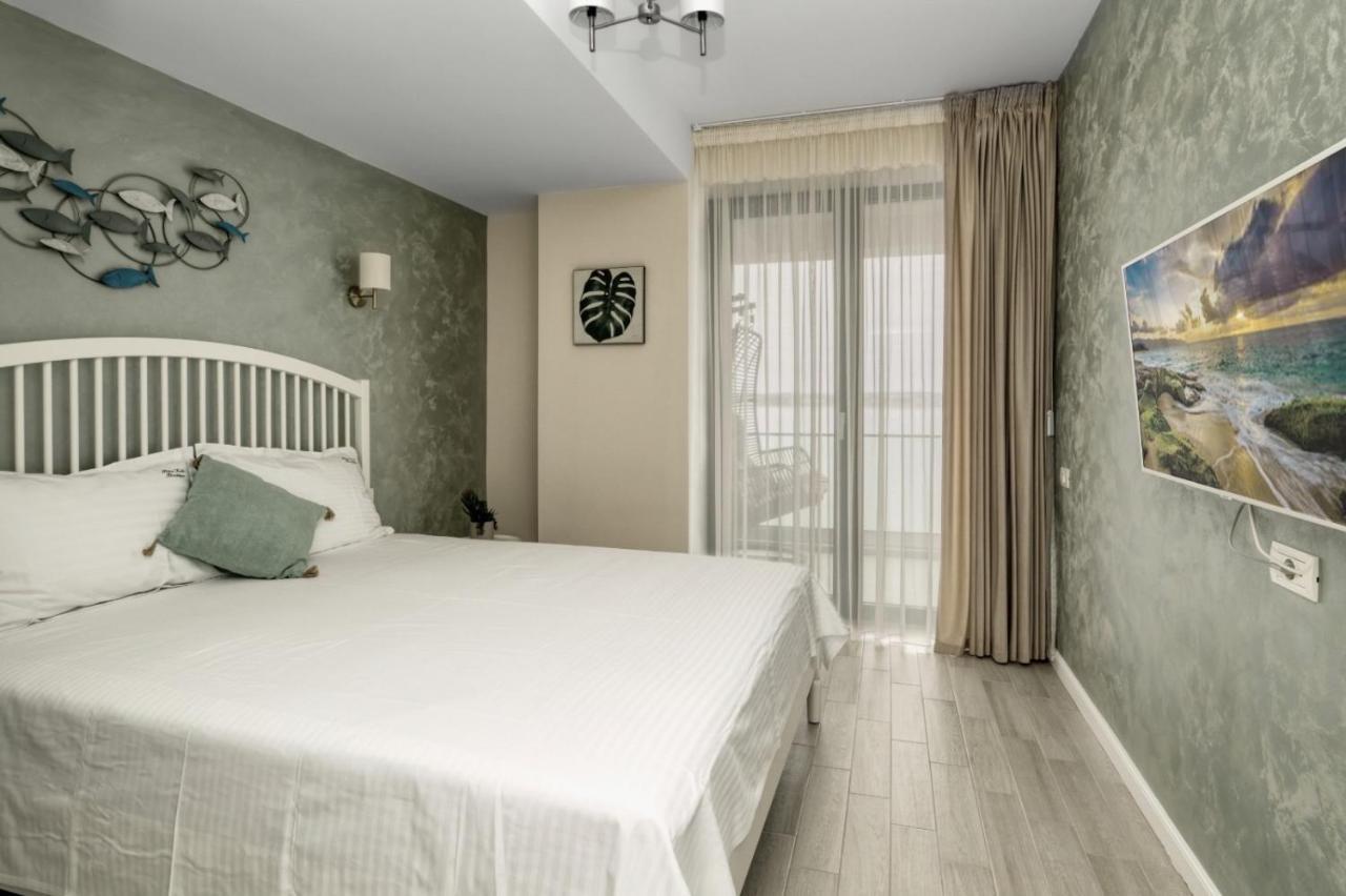 Riva Lake Boutique Mamaia Luaran gambar